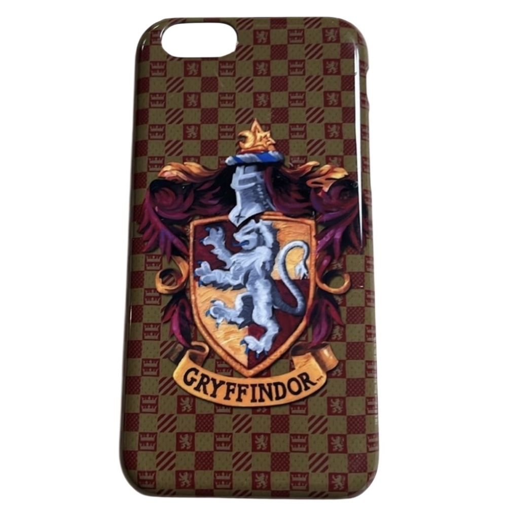 HARRY  POTTER GRYFFINDOR iPhone 6s,6 7 ,8 not plus see pics for Measurments